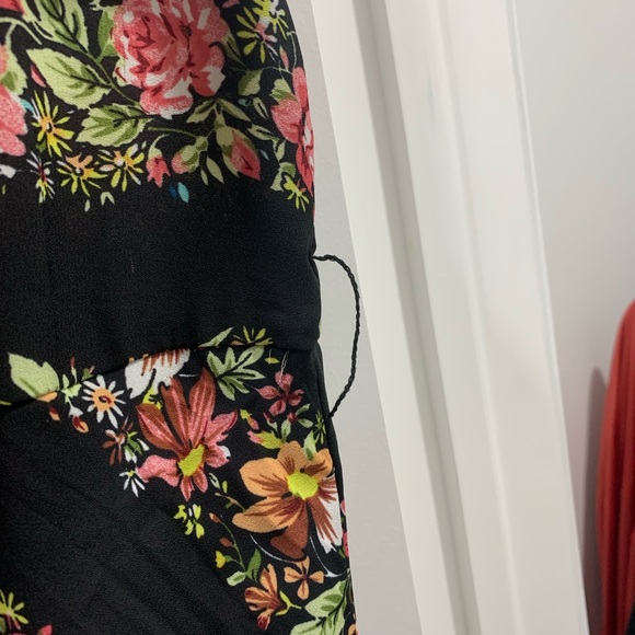 Unique Vintage Floral Dress - Picture 9 of 9